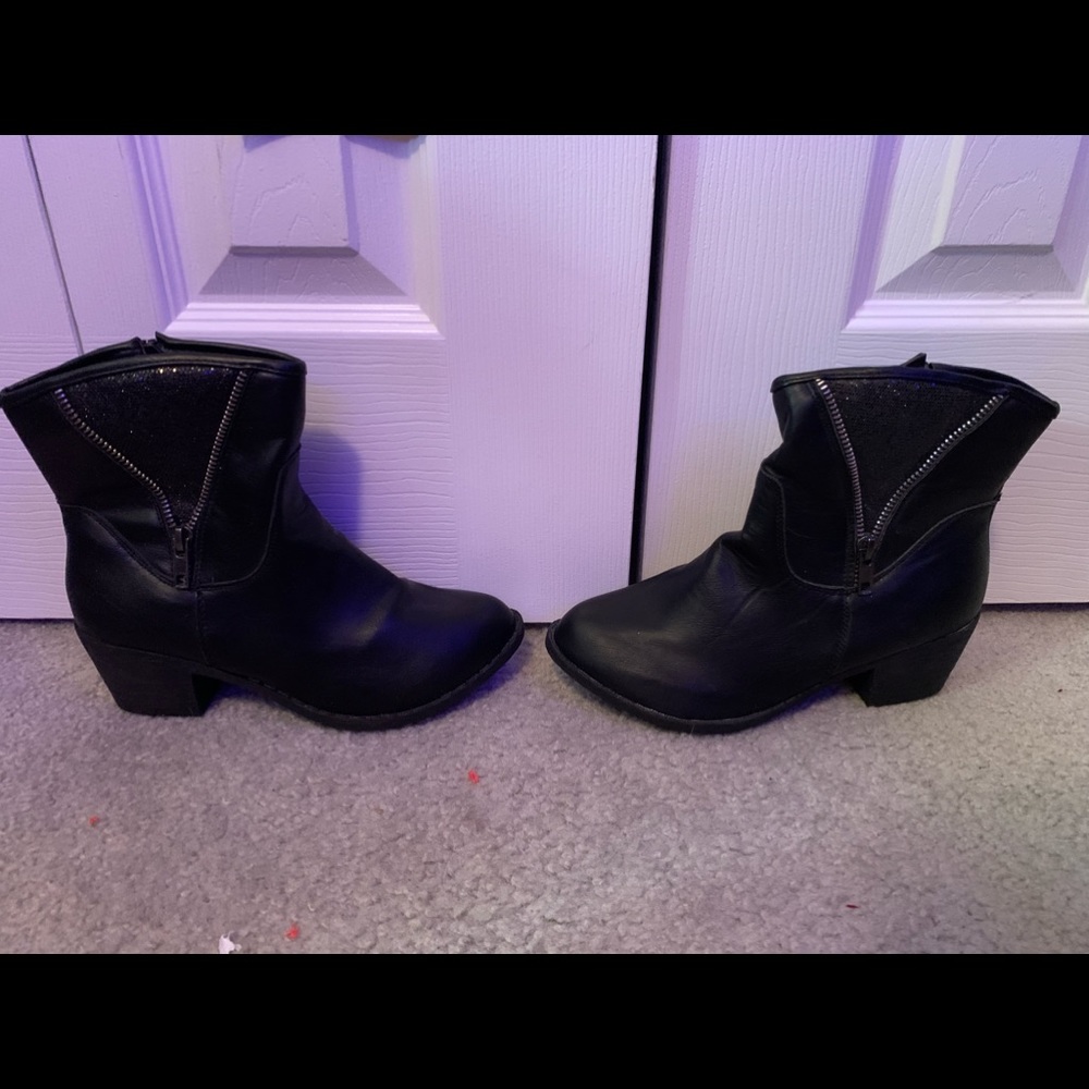 Size 7 ankle boots